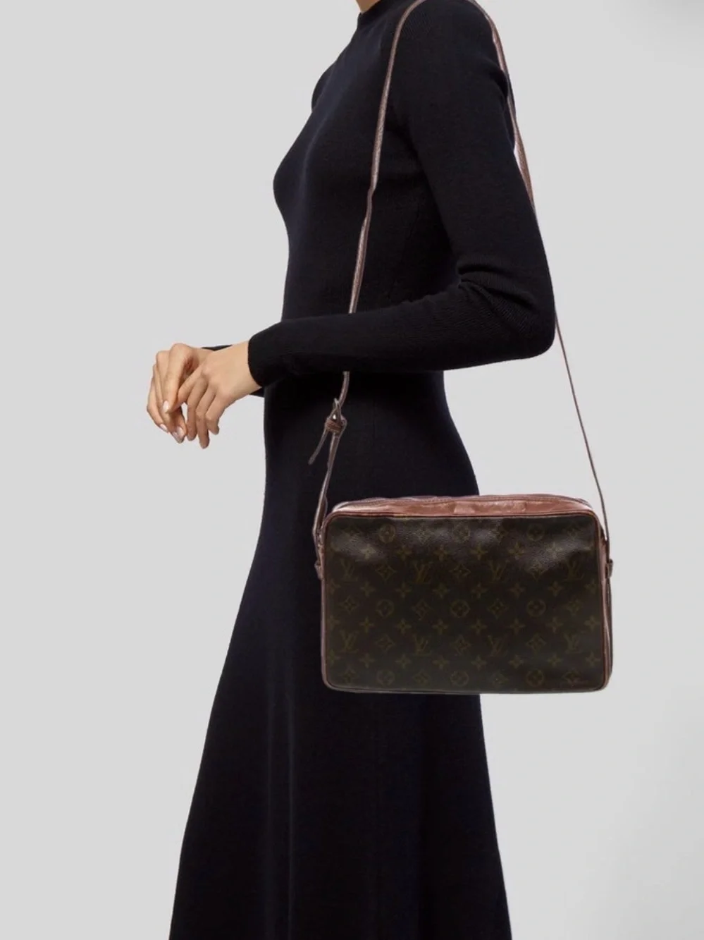 Louis Vuitton Monogram Sac Bandouliere 30
